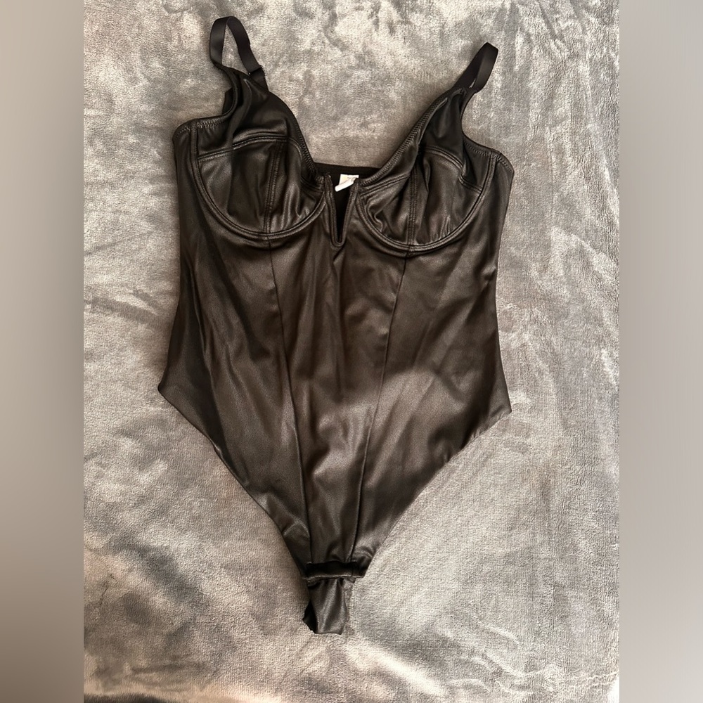 Popilush bodysuit.